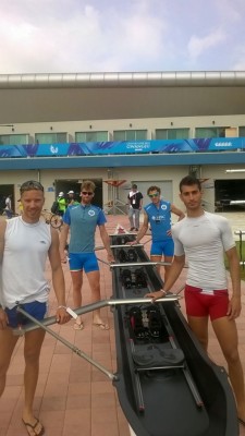 Federico Parma (primo da sinistra) ed il suo equipaggio a Gwangju